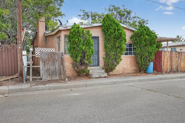 Albuquerque, NM 87102,2226 John ST