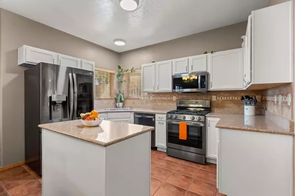 Albuquerque, NM 87122,9244 Bluewood LN NE