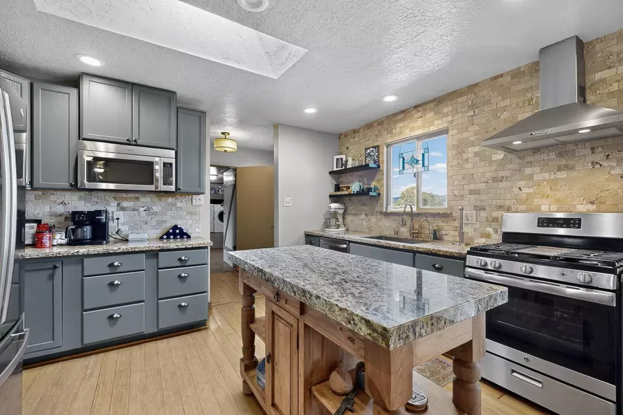 439 Frost RD, Sandia Park, NM 87047