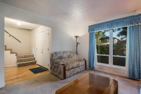 Albuquerque, NM 87109,6900 Esther AVE NE