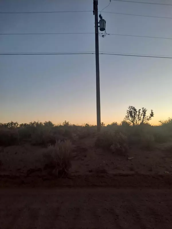 Rio Rancho, NM 87144,U8 B10 L1B 20th ST SW