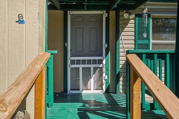 Capitan, NM 88316,102 Crest View RD