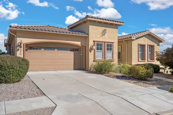 Los Lunas, NM 87031,370 Zuni River CIR SW