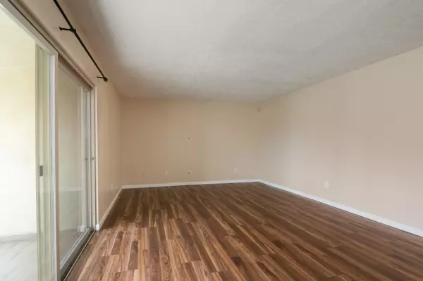 Rio Rancho, NM 87124,901 Country Club DR SE #APT G