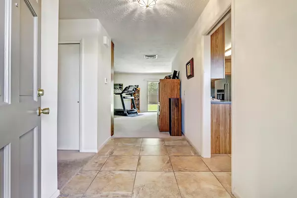 Albuquerque, NM 87110,7828 Hermanson PL NE