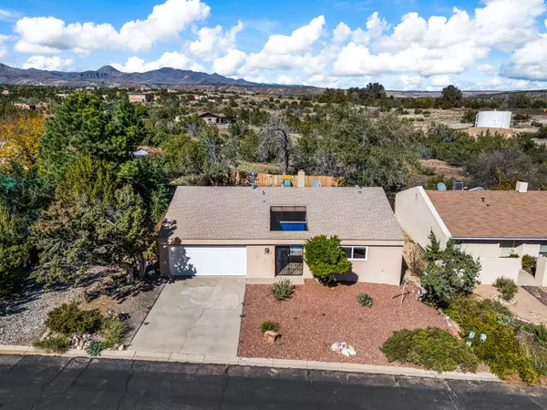 Cochiti Lake, NM 87083,6562 Sahchu ST