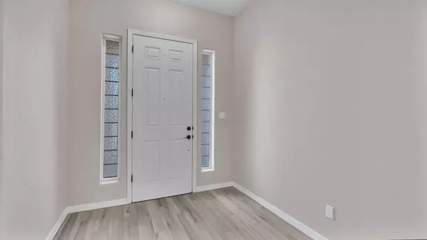 Los Lunas, NM 87031,4281 RED RIVER RD SW