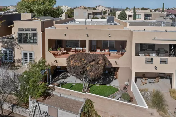 Albuquerque, NM 87105,1732 Cliffside DR NW