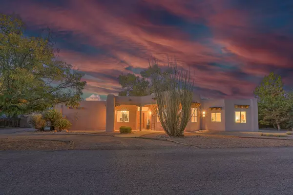 337 Nara Visa CT, Los Ranchos, NM 87107