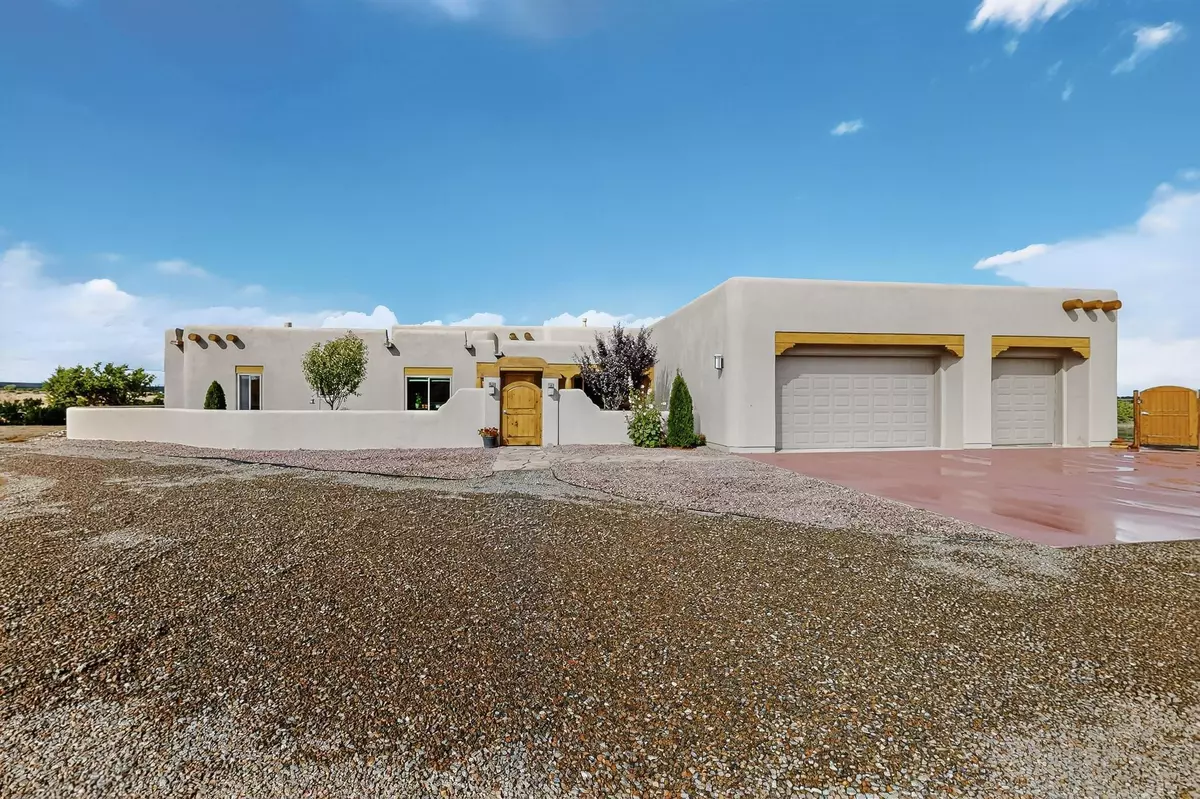 Estancia, NM 87016,413 MISSION HILLS RD