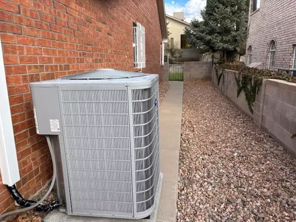 Albuquerque, NM 87109,7920 Ridgefield CT NE