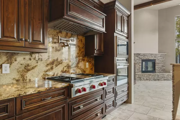 Albuquerque, NM 87111,6359 Cliffbrush LN NE