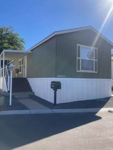 Albuquerque, NM 87123,700 Fox LN SE