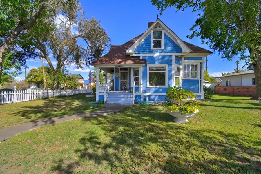 422 Dalies AVE, Belen, NM 87002