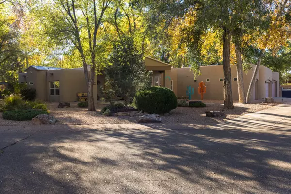 Corrales, NM 87048,235 Bazan LOOP