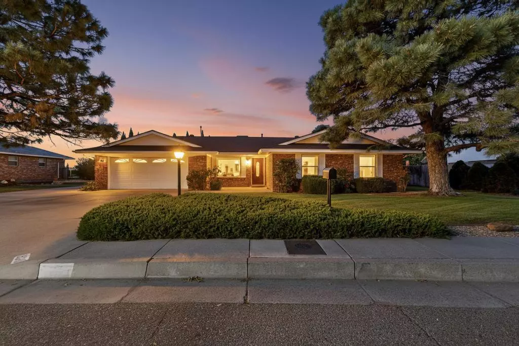 Albuquerque, NM 87111,3041 Casa Del Norte DR NE