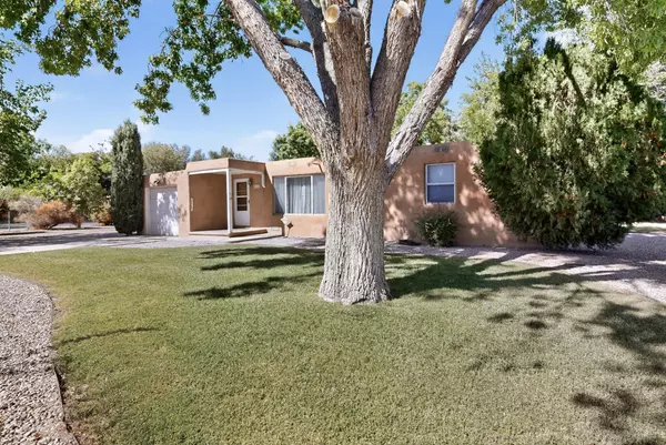 Albuquerque, NM 87104,2619 Zearing AVE NW