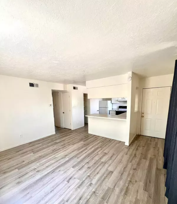 Albuquerque, NM 87108,401 Georgia ST SE #3