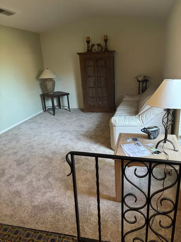 Albuquerque, NM 87112,12012 Prospect AVE NE