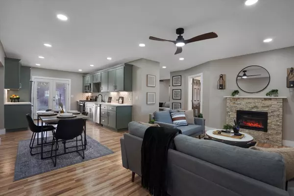 Albuquerque, NM 87108,812 Valencia DR NE