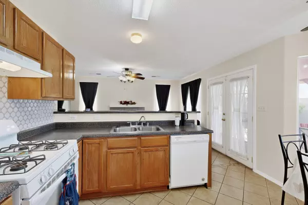 Albuquerque, NM 87121,8832 Templeton AVE SW