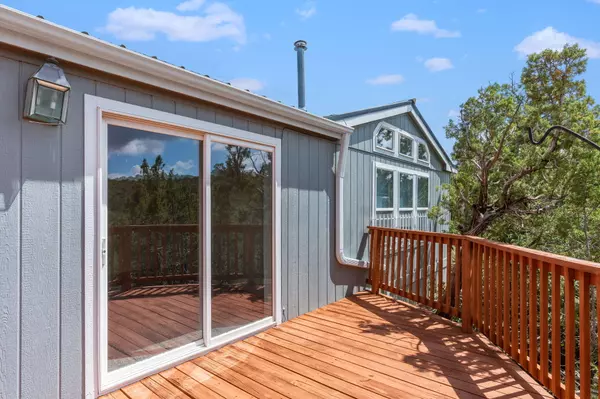 Sandia Park, NM 87047,86 Canyon RD