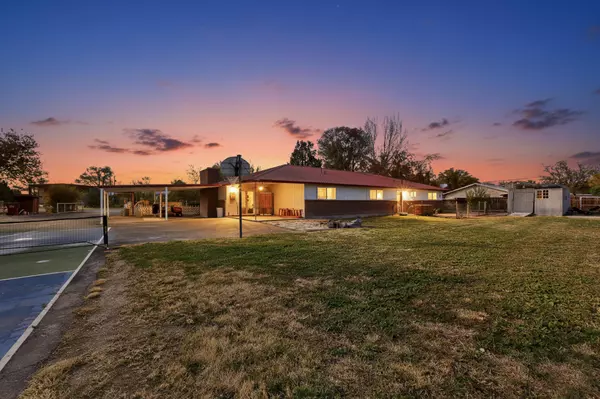 Bosque Farms, NM 87068,1110 Ranchero RD