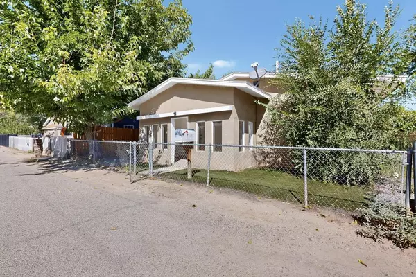 Albuquerque, NM 87105,845 Aritas RD SW