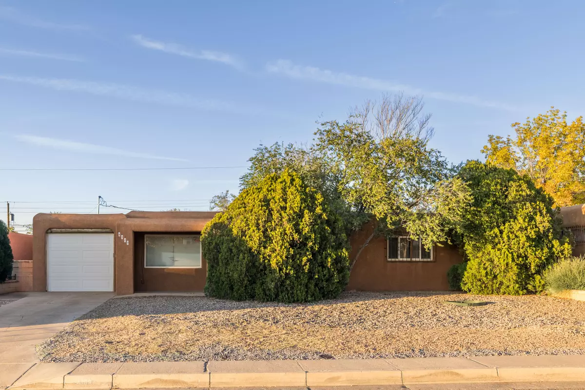 Albuquerque, NM 87110,4309 Delamar AVE NE
