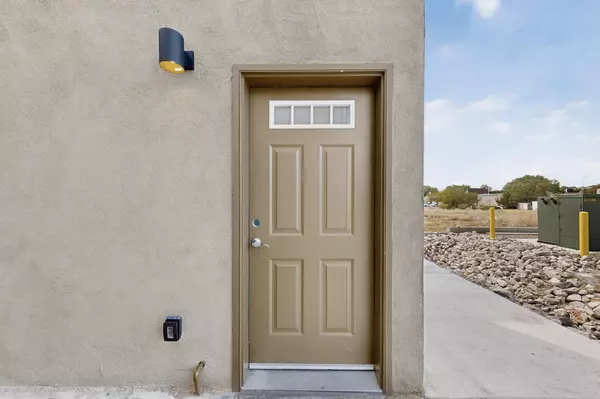 Albuquerque, NM 87114,9368 Valley View DR NW #1