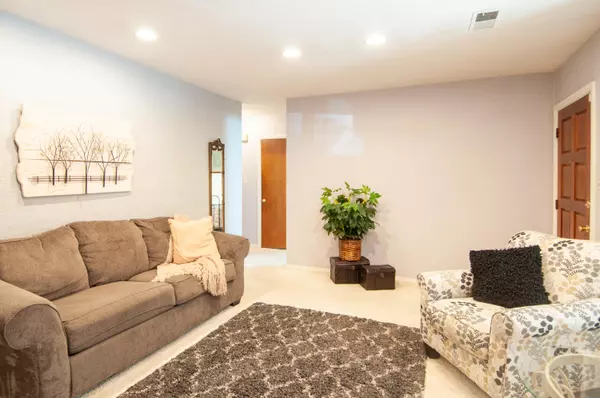 Albuquerque, NM 87110,2913 Palomas DR NE