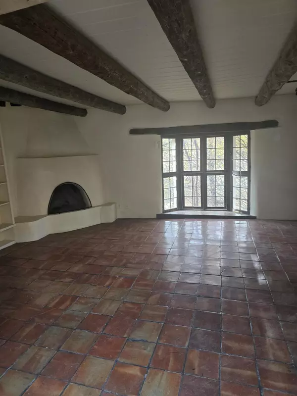 Santa Fe, NM 87501,211 Canon Urraca RD