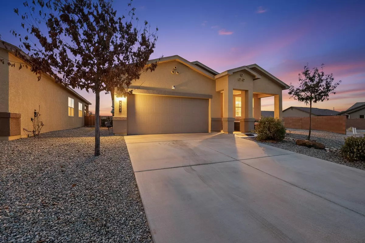 Rio Rancho, NM 87144,1802 Goldenflare LOOP NE