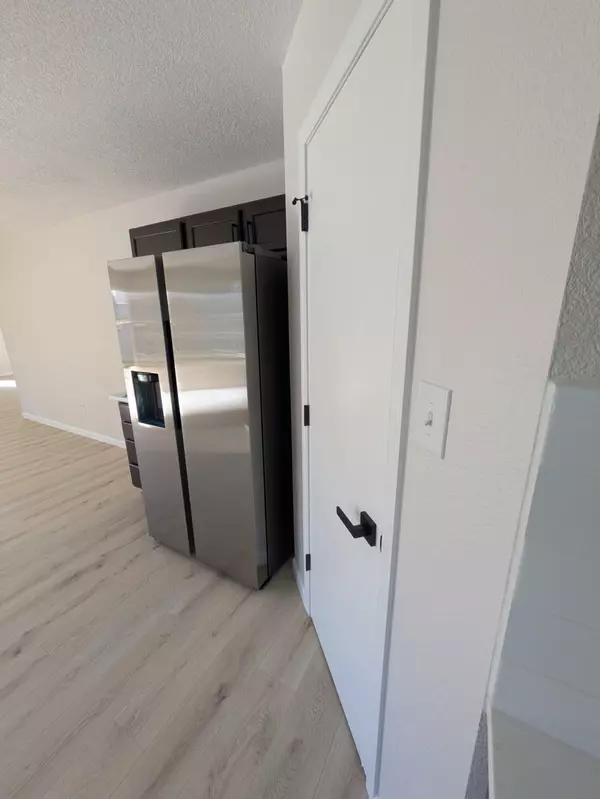 Albuquerque, NM 87123,528 Talladega Street ST SE