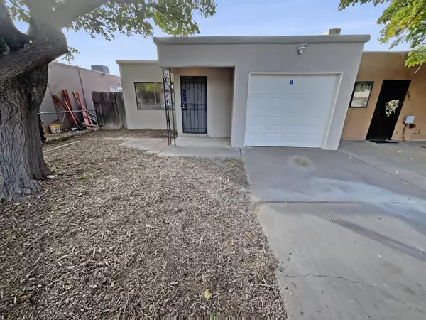 257 Burma DR NE, Albuquerque, NM 87123