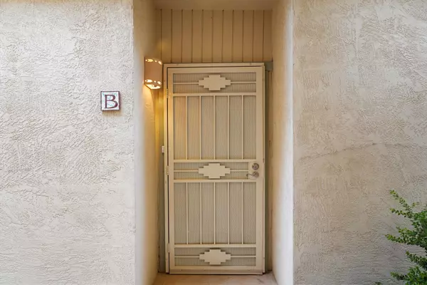 Santa Fe, NM 87505,149 N Calle Ojo Feliz #UNIT B