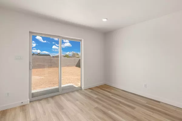 Belen, NM 87002,2508 Calle Del Los Claveles