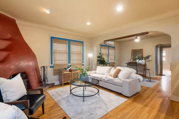 Albuquerque, NM 87106,222 Amherst DR NE