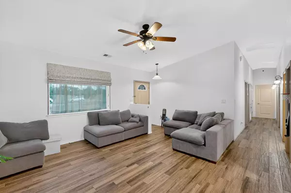 Edgewood, NM 87015,21 Trade Court CT