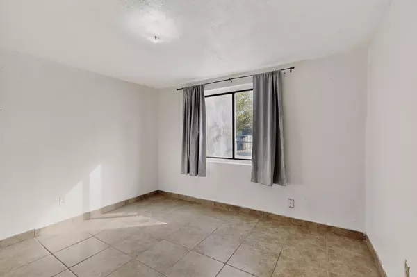 Albuquerque, NM 87107,2909 Carlton ST NW