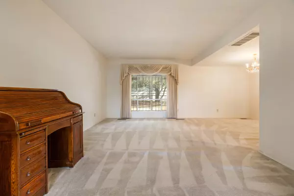 Albuquerque, NM 87109,6012 Torreon DR NE