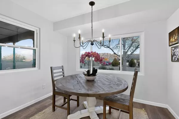 Rio Rancho, NM 87124,481 Feldspar DR NE