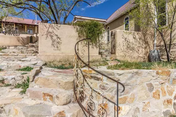 Madrid, NM 87010,15 Backroad RD