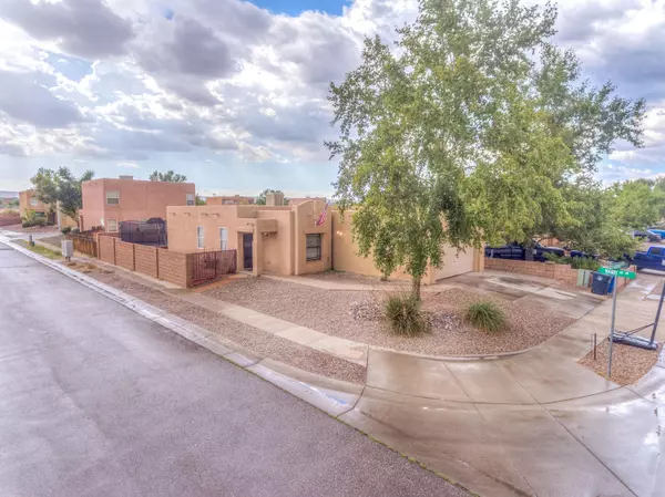 Albuquerque, NM 87121,767 Seaborn DR SW