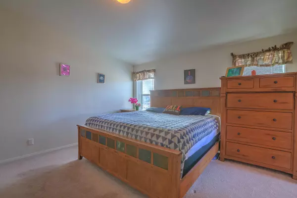 Espanola, NM 87532,10 Lion RD