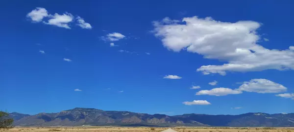 Los Lunas, NM 87031,Rio Del Oro Loop N