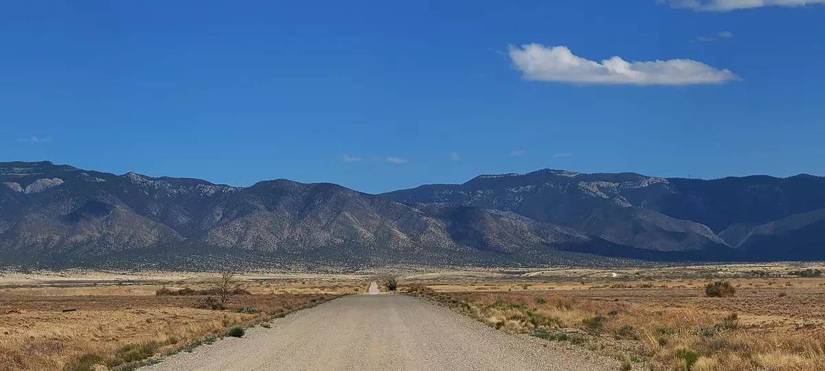 Los Lunas, NM 87031,Rio Del Oro Loop N