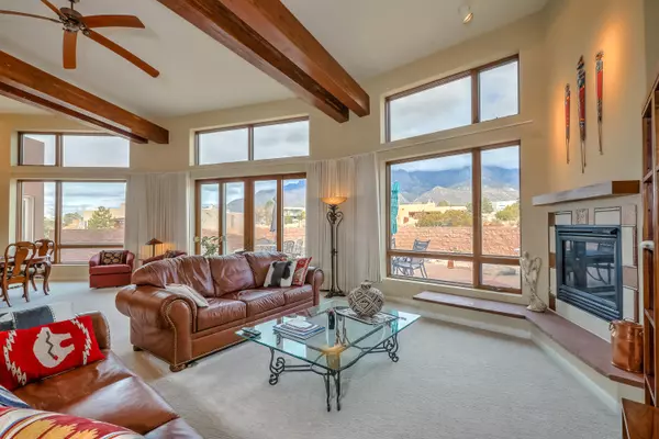 Albuquerque, NM 87111,13305 Pino Ridge PL NE