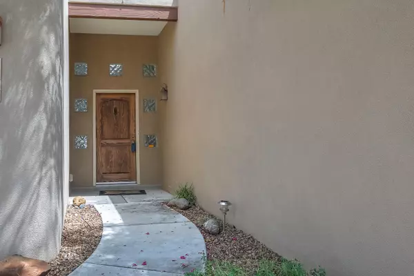Albuquerque, NM 87120,4608 ALMERIA DR NW