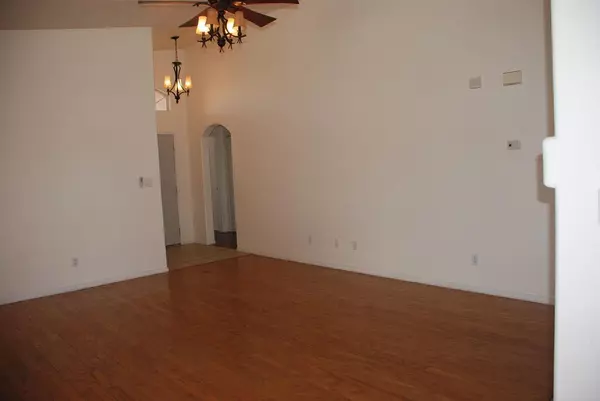 Rio Communities, NM 87002,129 El Mundo RD